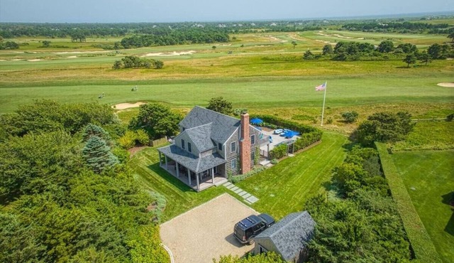 Fairway and Ocean Views on Nantucket, walk to the beach!