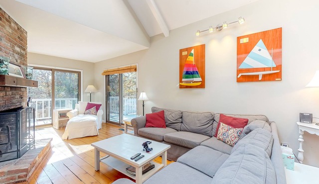 Family-friendly home in the trees w/wraparound deck - near beaches