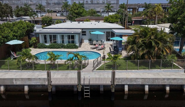 MAJOR INTERNATIONAL SPORTING EVENT 2026 Getaway - Canal Views, Pool & BBQ Sleeps 8 Easy Miami Access