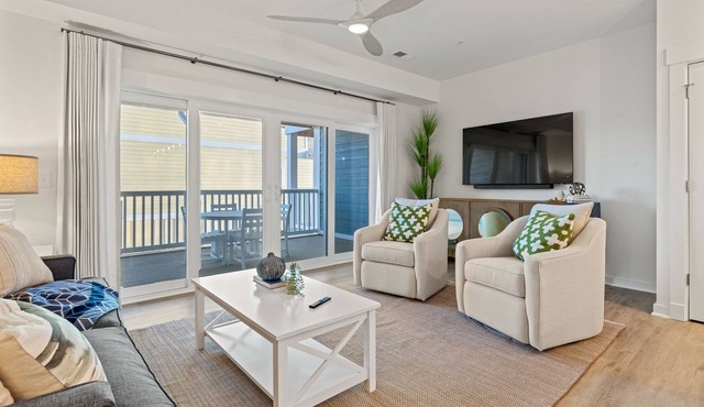 For Shore 3 Bedroom at Cambridge Cove with Private Hot Tub!