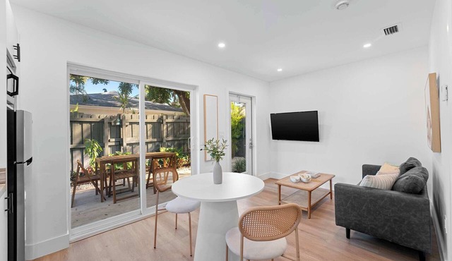 Fresh & Modern 1BR—Victoria Park, Beach Nearby