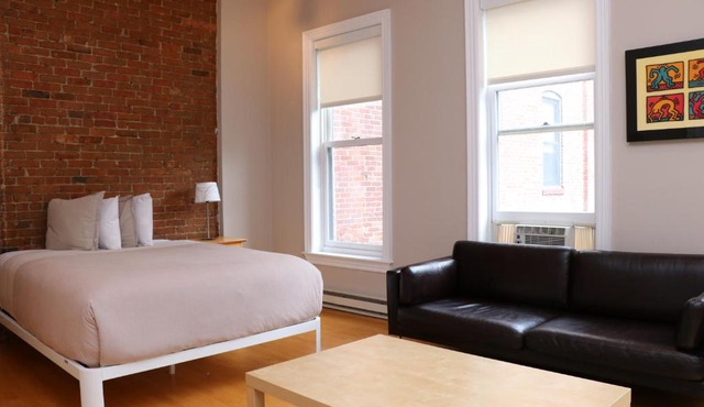 Furnished Studio in the South End #4