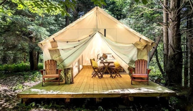 Glamping in New York in Fully-Equipped Safari Tents Located in Broadalbin