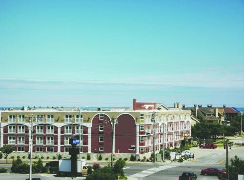 Gold Leaf Hotel of Dewey
