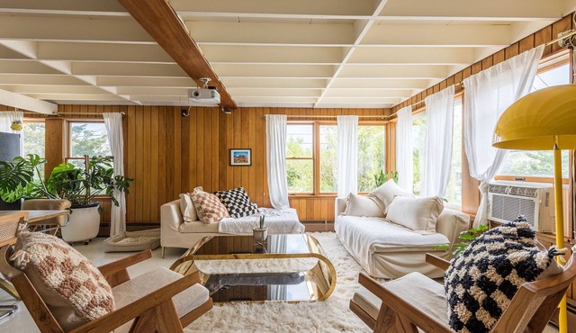 Goldie Point is a dreamy retro beach escape experience!