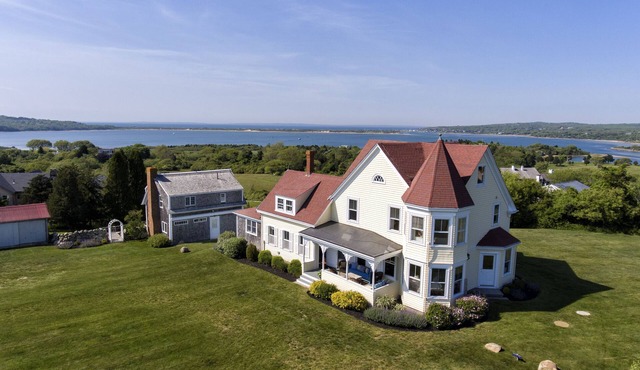 Gracious Prestige Landmark ~ 2 Private Beaches ~ Fabulous View