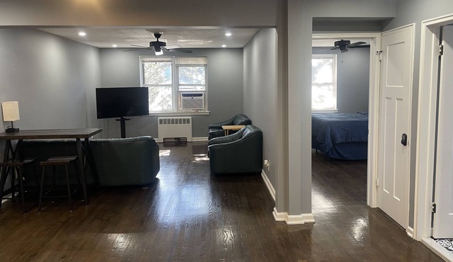 Grand Condo Apartment just 1 block from the Metro North Trains