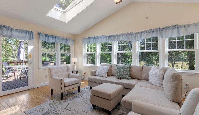 Great location dog friendly Central AC