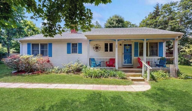Great Ranch Style Home In Edgartown W/Gas Grill & Dog Friendly