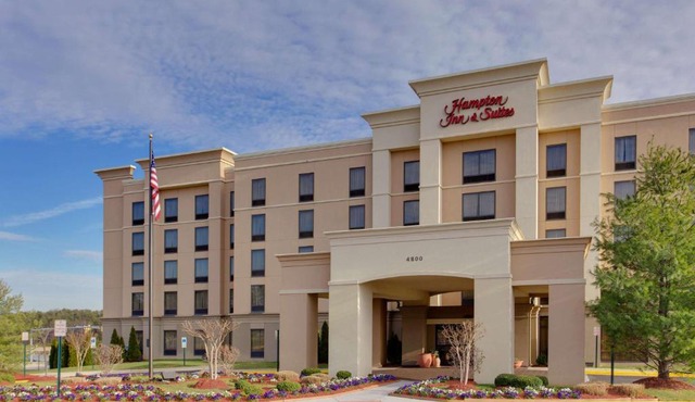 Hampton Inn and Suites Fredericksburg South