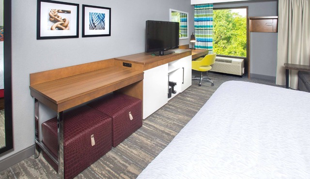 Hampton Inn & Suites Annapolis