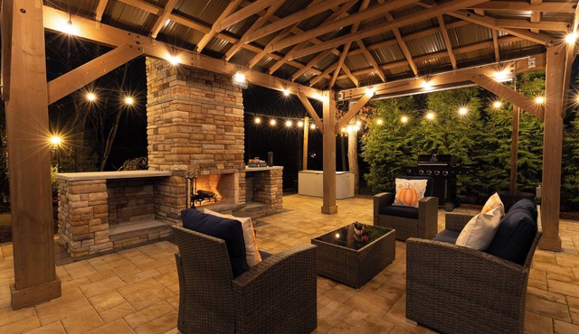 Harpers Ferry: Charming Home w/Patio & Fireplace