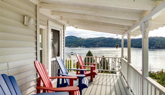 Harrison Getaway w/Deck & Lake Views! in Harrison