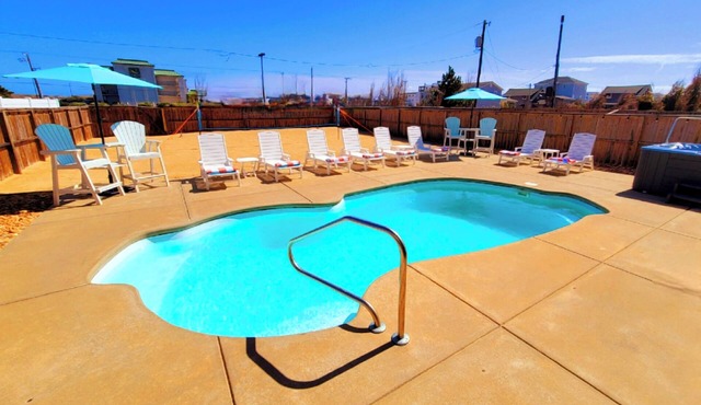 Heated Pool, Hot Tub, Ocean View, Backyard Game Area in Kill Devil Hills
