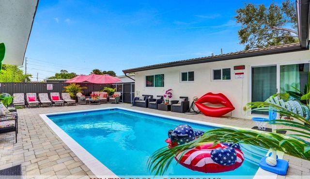 Heated Pool~Stellar stay in 7BD villa~Playground