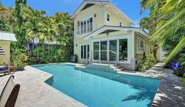 Hemingway House Summa