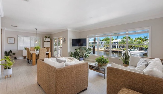 Hendricks Isle - Apartment 7