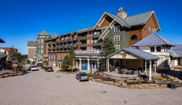 HH 314: Sunrise Views | Ski-In/Out | Village Center | Sleeps 4