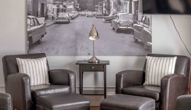 Historic Main St. Rosendale Apt