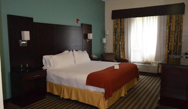 Holiday Inn Express Hotel & Suites West Point-Fort Montgomery by IHG