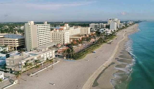 Hollywood Beach Tower - 1BR Suite