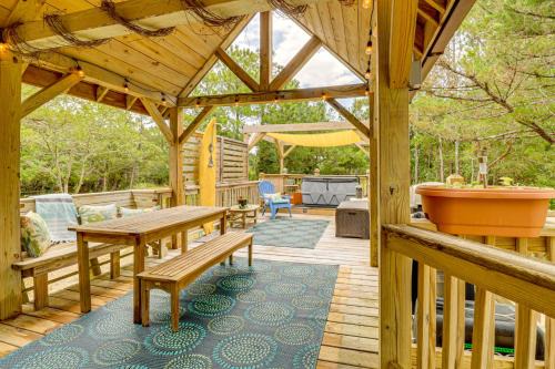 Hot Tub Haven: Creekside Cabin in Frisco!