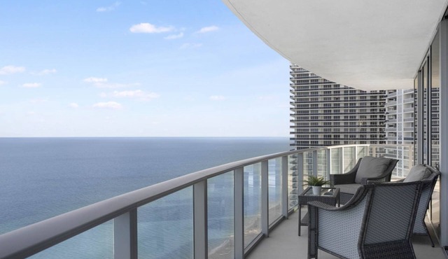 Incredible oceanfront apartment with breathtaking views - 22th floor
