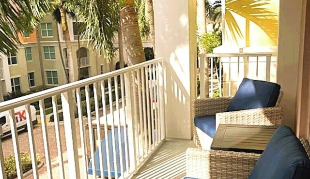 Intracoastal Luxury in Lantana with Marina!