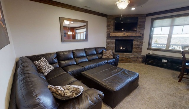 Inviting 8BR Alpine Getaway with Private Hot Tub by RedAwning