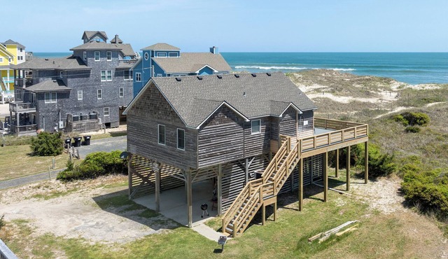 Islander: Oceanfront | Hot Tub | Dog-Friendly