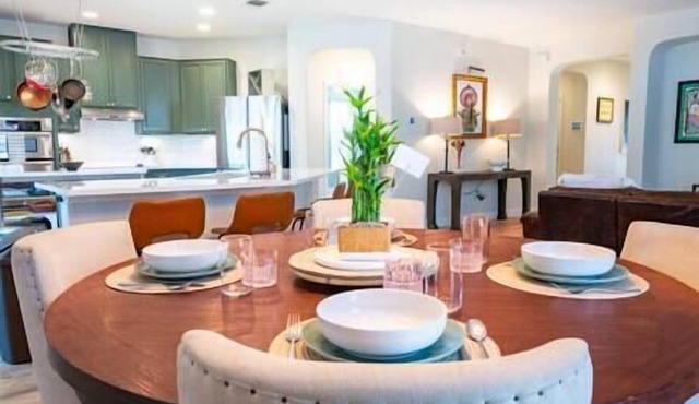 JW Marriott-2 HOMES+Yard-Arcade-Grill-Sleeps 20