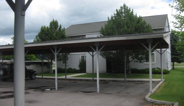 Kalispell two Bedroom Ground Floor B3 Condo for long term monthly Rentals