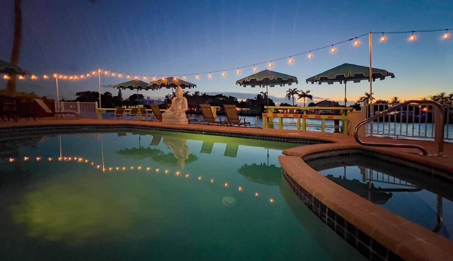 KANDA ZEN Apt 1 - pool & walk to the beach!