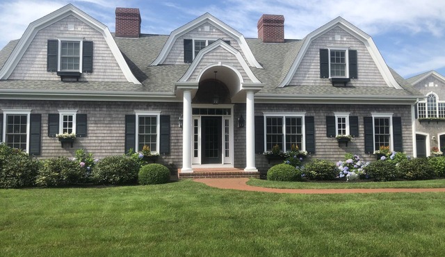 Katama Dream House on 1.5 Acres W/Pool
