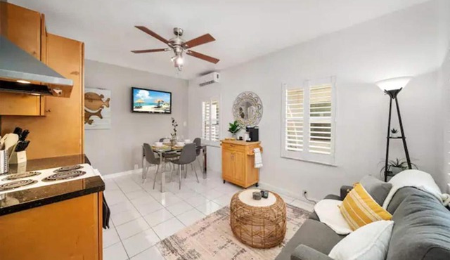 Komffy Intercoastal retreat King Bed, Free Parking