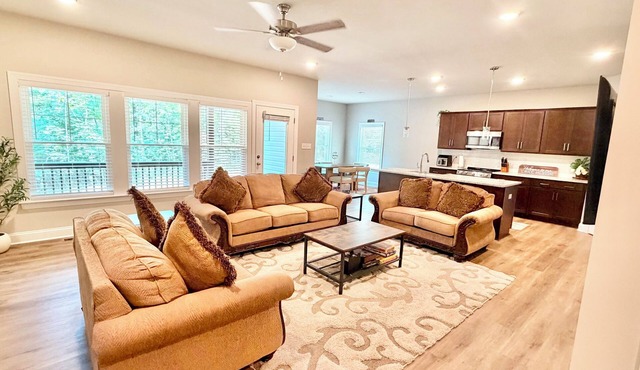 Lake Anna Family Retreat, Sleeps 10, Beach & Boat Launch