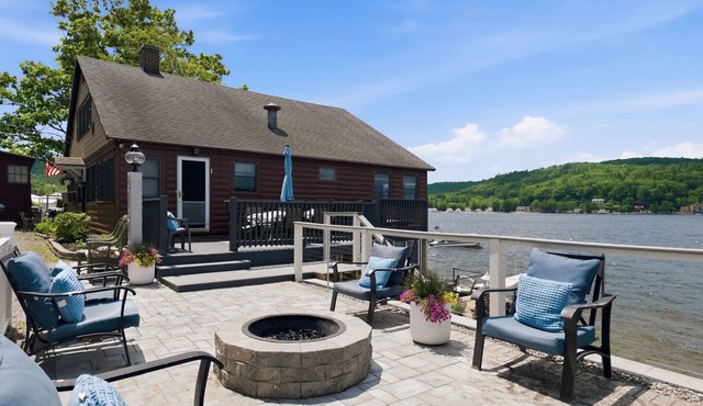 Lakeside House | Fire Pit + Direct Lake Access