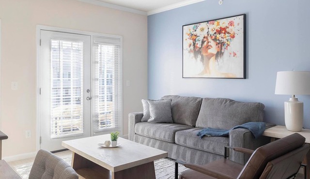 Landing | Chic 1BD, Gym, Clubhouse