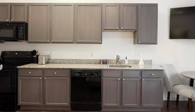 Landing | Incredible Studio, Clubhouse, Courtyard