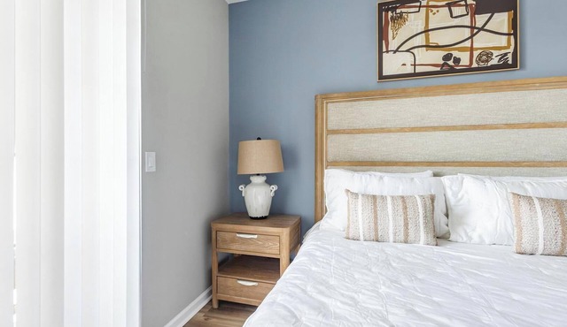 Landing | Stylish 1BD, Gym, Courtyard