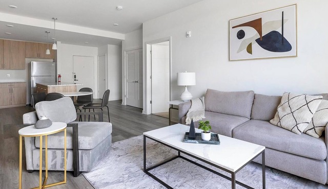 Landing | Stylish 1BD, Rooftop Lounge, Courtyard