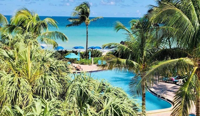 Large 2 Bedroom Oceanfront Condo at TIDES Hollywood/Hallandale Beach! On Beach!