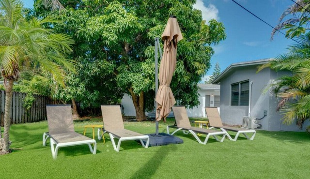Lavish 1BR APT w/ Shared Backyard+BBQ+Picnic Table