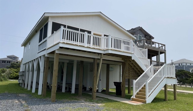 Lilly's Pad is a Classic Beach Box in Hatteras located one back from the beach!