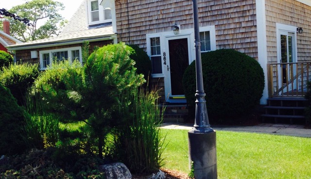 Location! Large House Sleeps 10, Heated Pool, 1 mile to Ocean Beaches, Pets ok