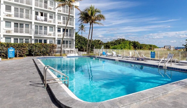 Looking for the perfect family-friendly escape with sun, sand-2 Bedroom Deluxe
