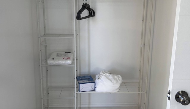 Lovely 1-bedroom apartment with AC in North Lauderdale