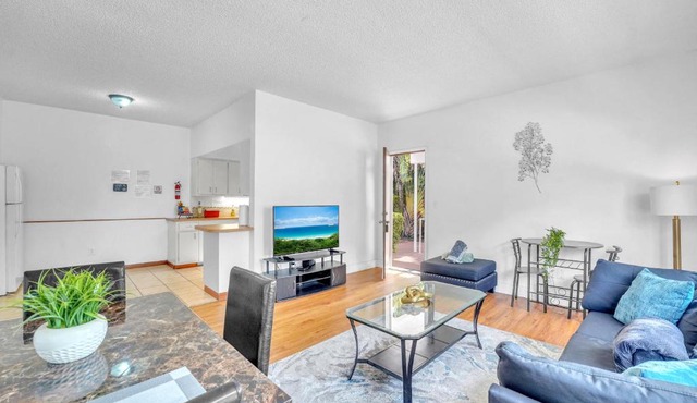 Lovely 2 bedroom in Beautiful Bay Harbor Islands
