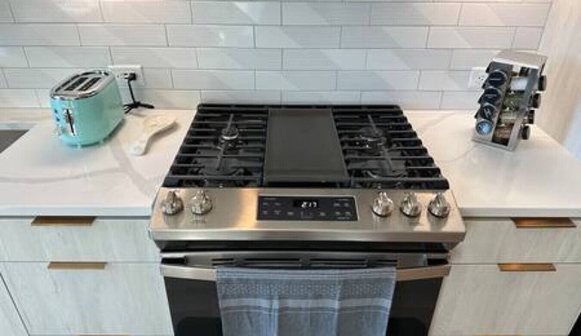 LUX Walk Conv Ctr Free Park Wi-Fi EV Hot Tub Gym E