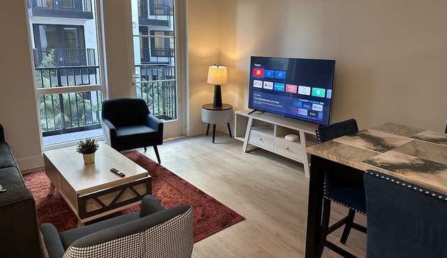 LUX Walk Conv Ctr Wi-Fi Free Park EV Remote Work A